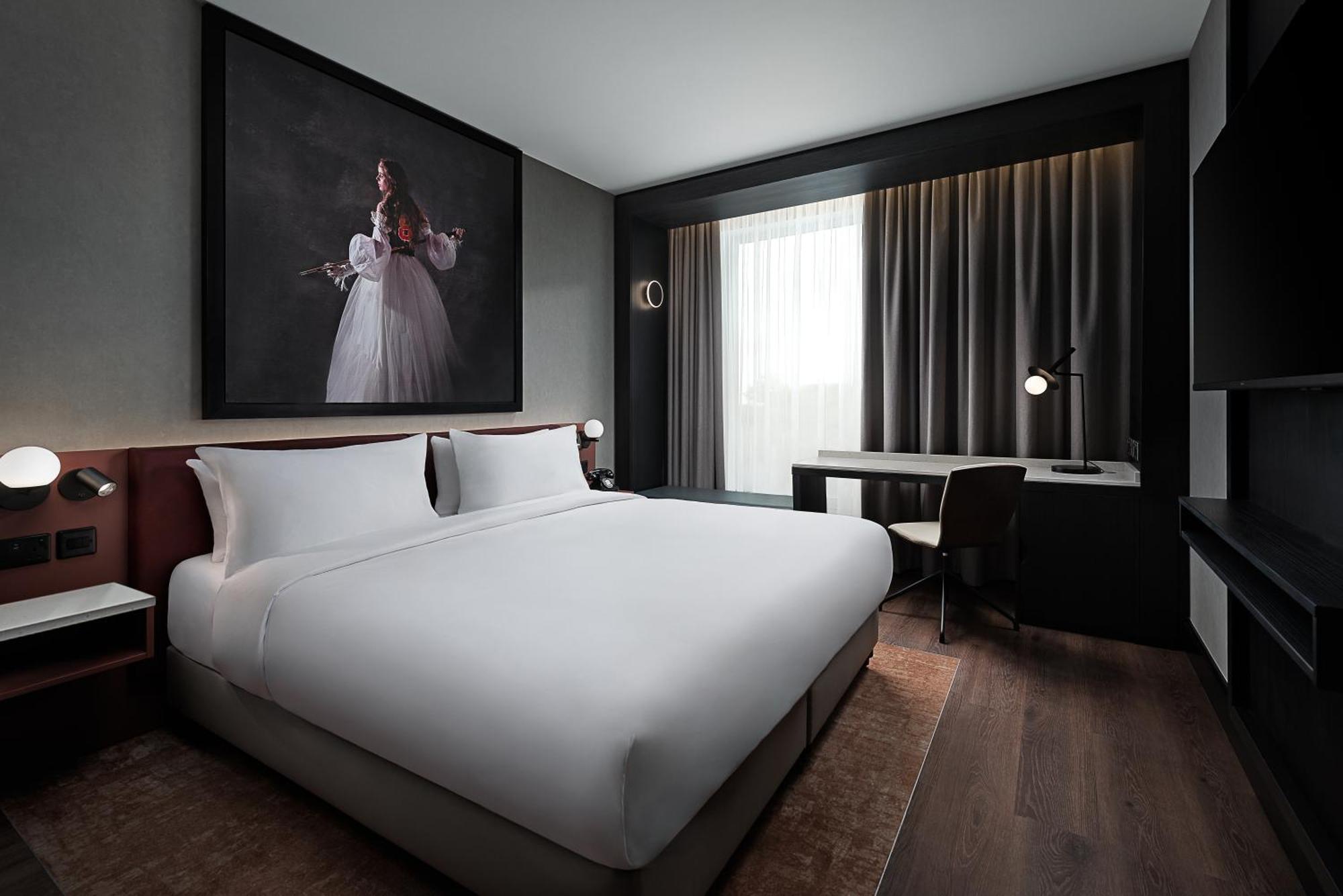 ホテル Radisson Red ゴールウェイ エクステリア 写真